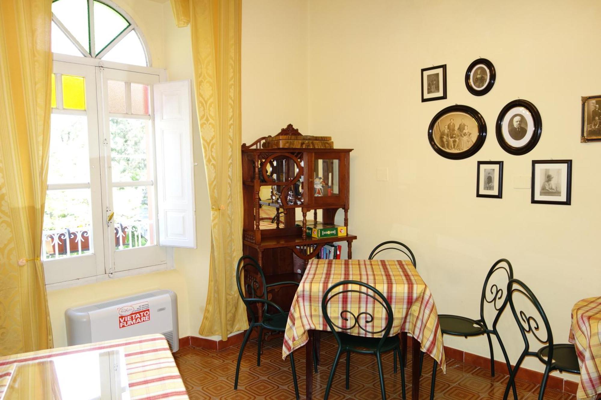 Hotel Roma Scanno Esterno foto