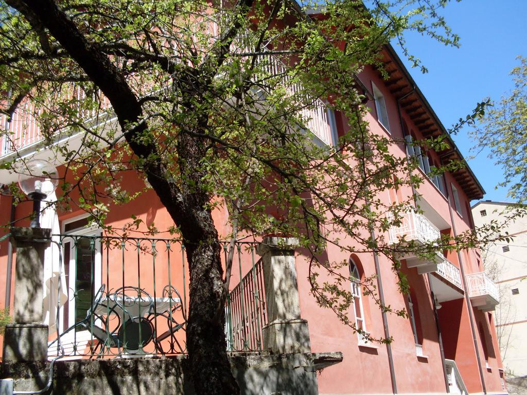 Hotel Roma Scanno Esterno foto