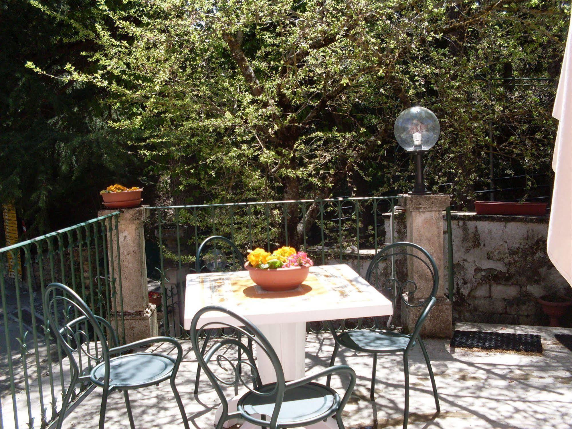 Hotel Roma Scanno Esterno foto